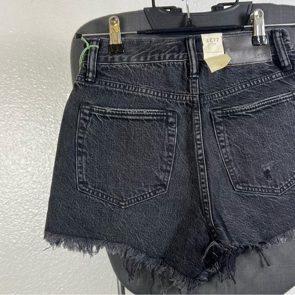 AE77 The High-Rise Cut-Off Women’s Stylish Black Denim Shorts Size 24 - Picture 7 of 13